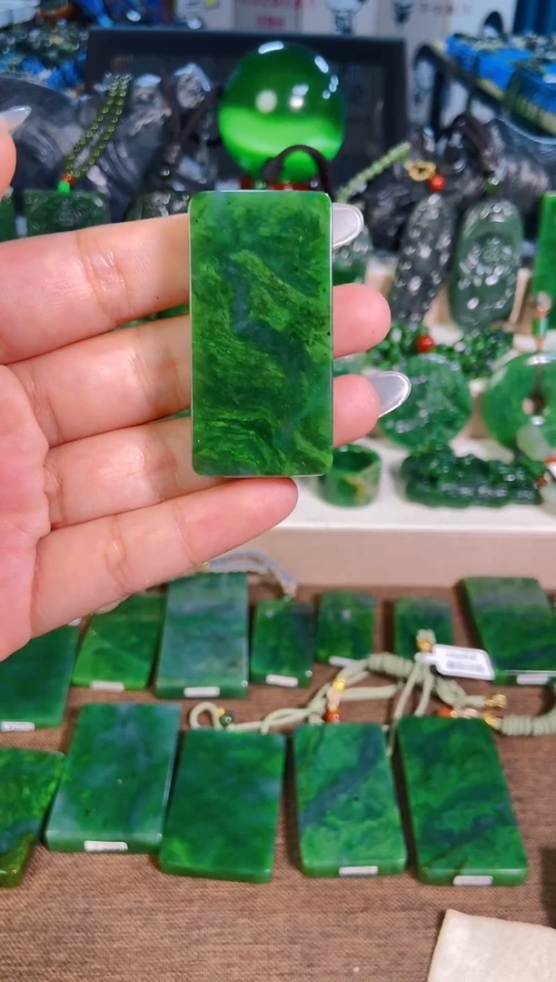 和田玉未镶嵌挂件1