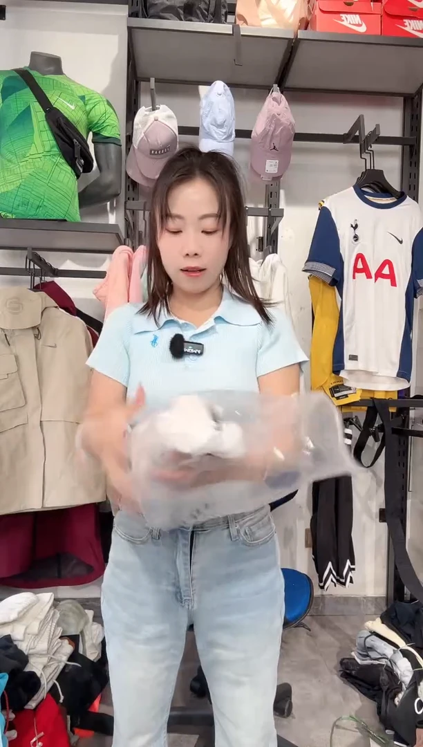 1355 编码 瑕疵款直播间过款为准 尺码