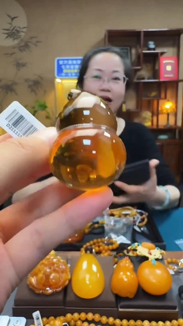 蜜蜡吊坠(不含链)未镶嵌天然保真蜜蜡葫芦套装（送l链子）