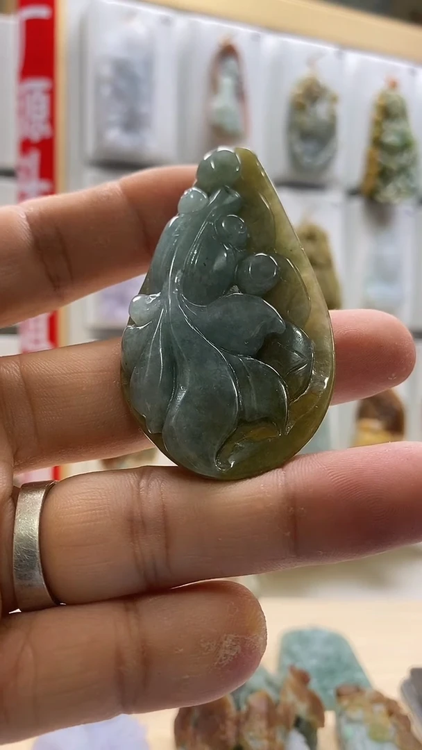 颈饰未镶嵌翡翠翡翠A货2025/10/31