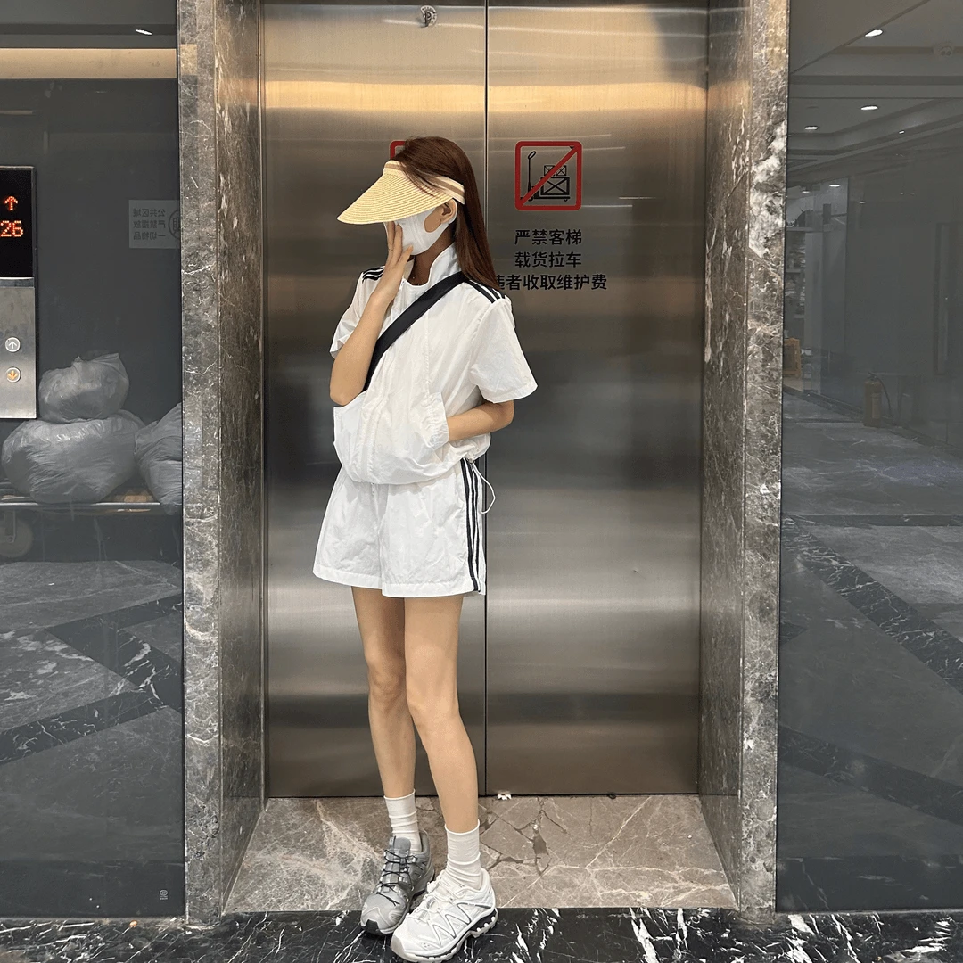 夏季新款轻薄三条杠经典款短袖短裤套装计感百搭显瘦运动风两件套