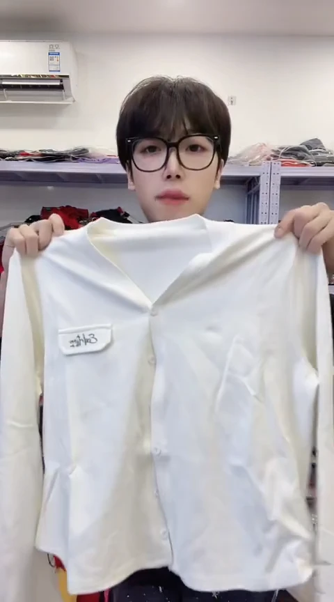 闪电购精品女装96 XL瑕