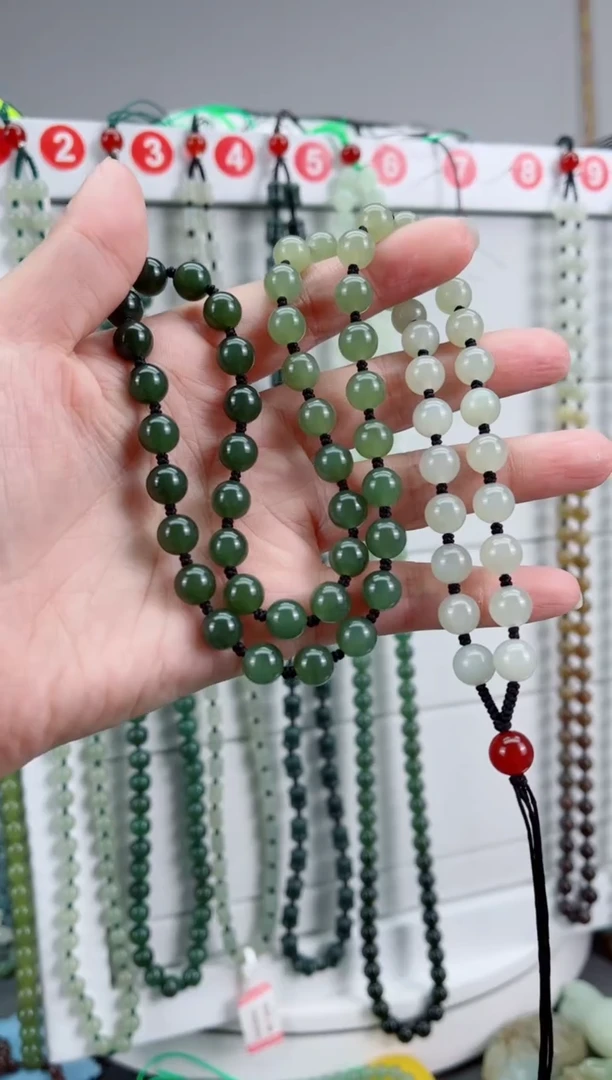 和田玉未镶嵌颈饰萩*8