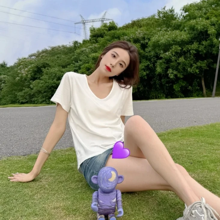 纯色v领正肩宽松百搭短袖洋气上衣女新款夏装休闲气质韩系懒惰风