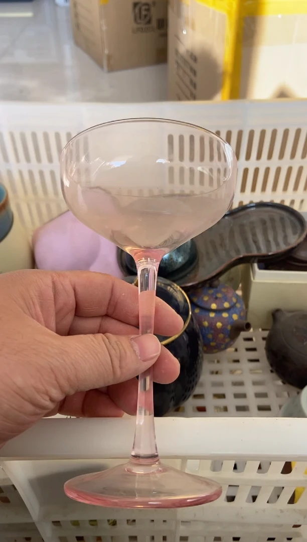 杯无运费险有瑕疵的摄影的产品有使用过的痕迹有点脏介意勿拍