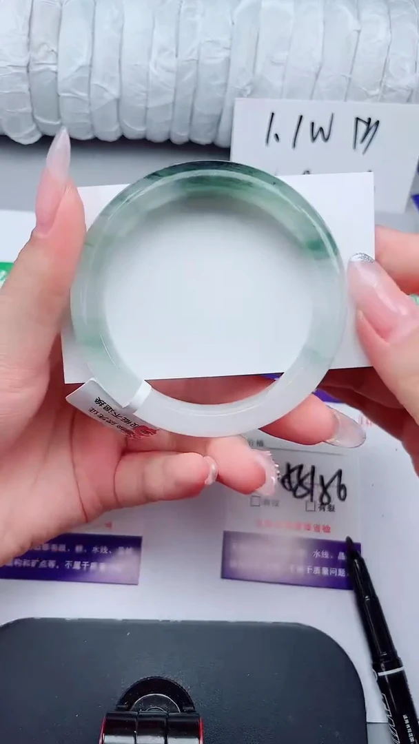 石英质玉手镯未镶嵌249-55/56