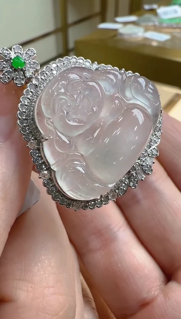 【闪购商品】翡翠吊坠(不含链)18K金镶嵌多样性发货拍一发一