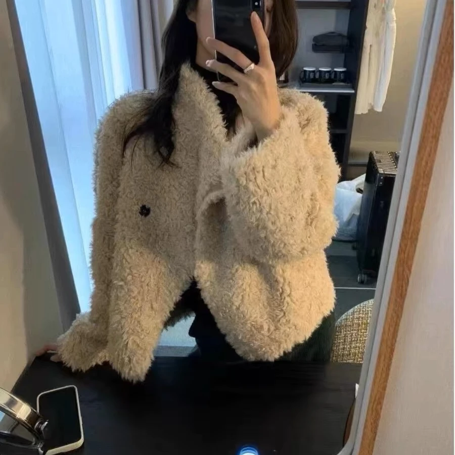 S4603皮毛一体外套2024秋冬洋气毛绒绒侧边扣短款毛毛外套女Z152