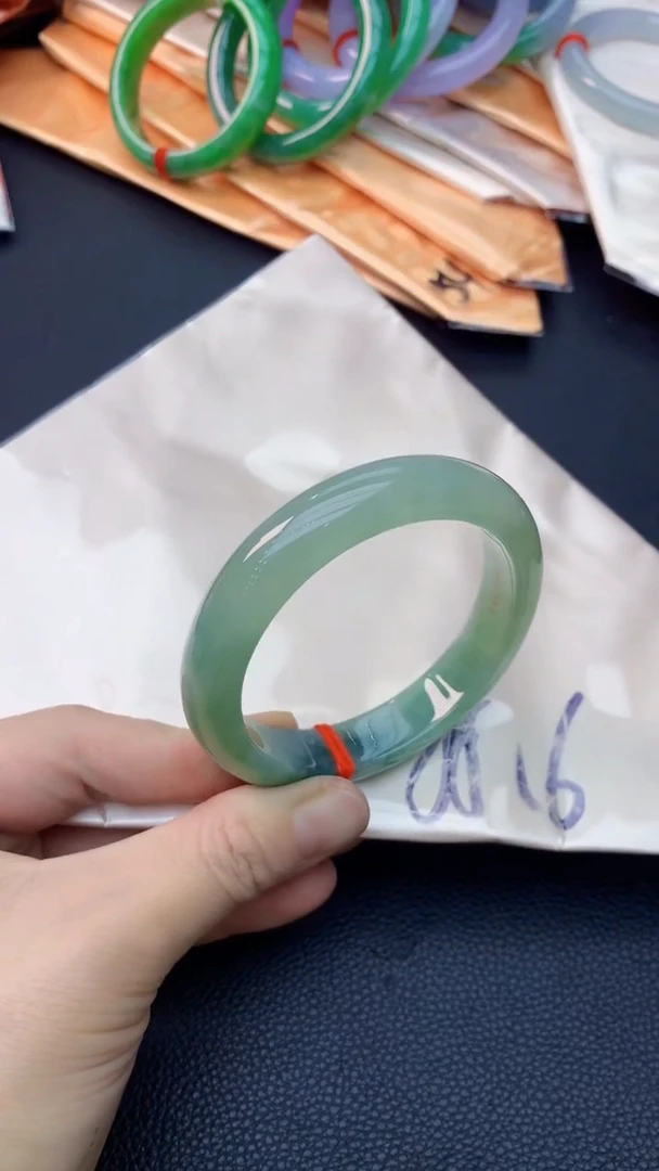 未镶嵌手镯翡翠0047331940