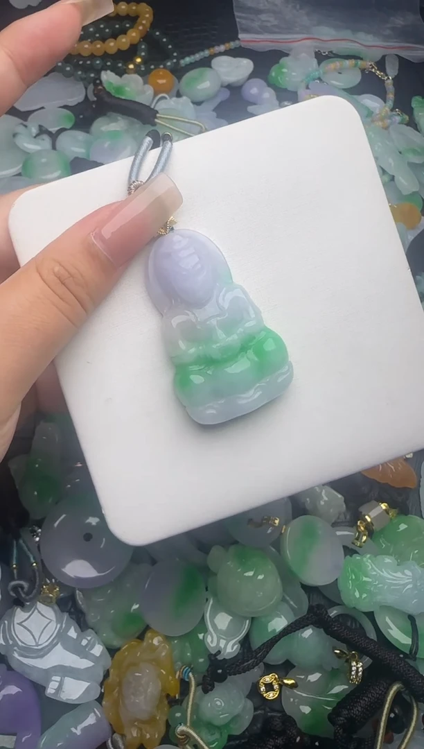 翡翠未镶嵌颈饰天然缅甸翡翠吊坠