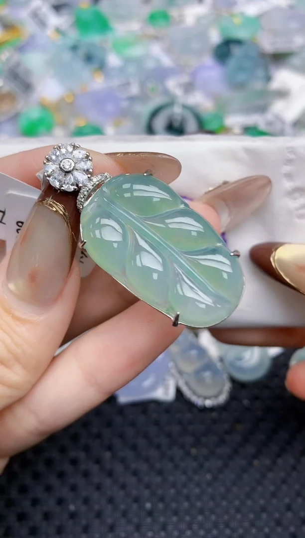 颈饰银S925镶嵌翡翠92   天然翡翠A货  百元以上9米证书费自理