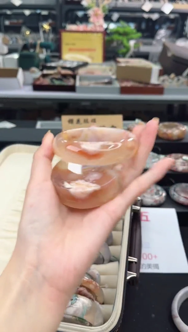 【闪购商品】石英质玉手镯未镶嵌62圈口（赠品镯心）6681394