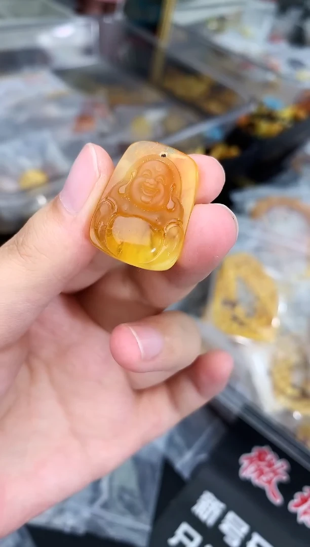 蜜蜡未镶嵌珠宝奇石59