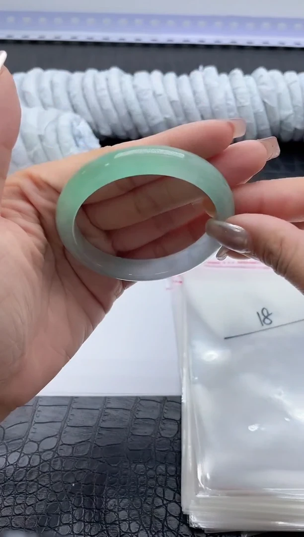 手镯所见即所得拍啥发啥18