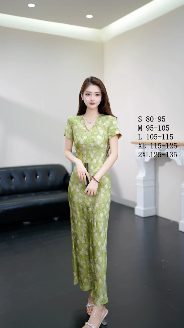 IONOY-【林岚】G530 “松香知茉”连衣裙法式夏款显瘦修身遮肉