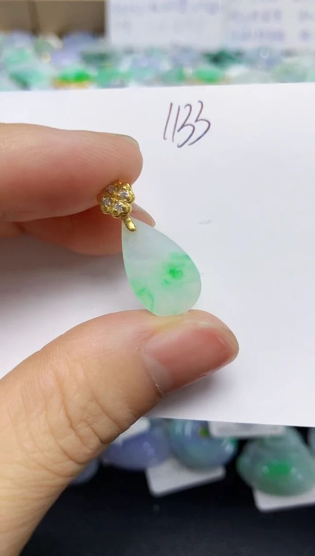 翡翠未镶嵌颈饰天然缅甸翡翠A货