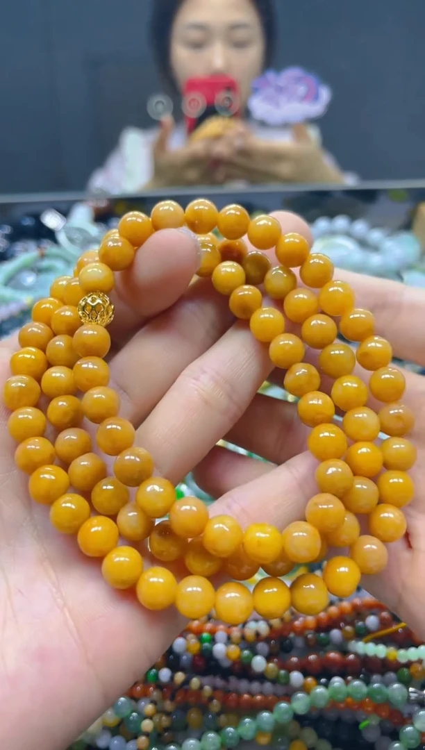 颈饰未镶嵌翡翠8MM/J/翡翠A货，一件也是批发价