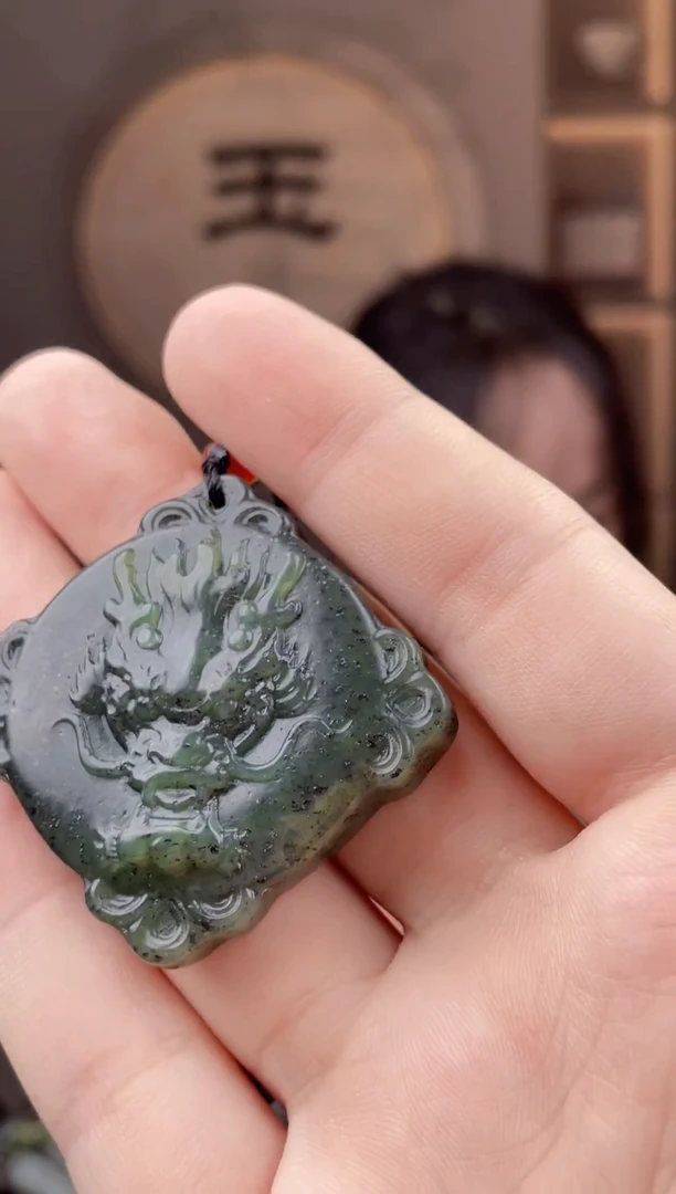 颈饰未镶嵌和田玉拍一发一，多样性发货