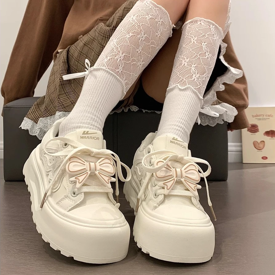 回力原创小众设计蝴蝶结小白鞋女2025爆款百搭软底休闲鞋轻便板鞋