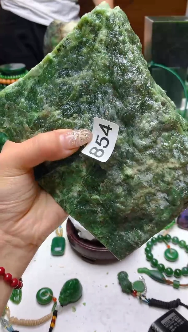 未镶嵌和田玉（碧玉）珠宝半成品1