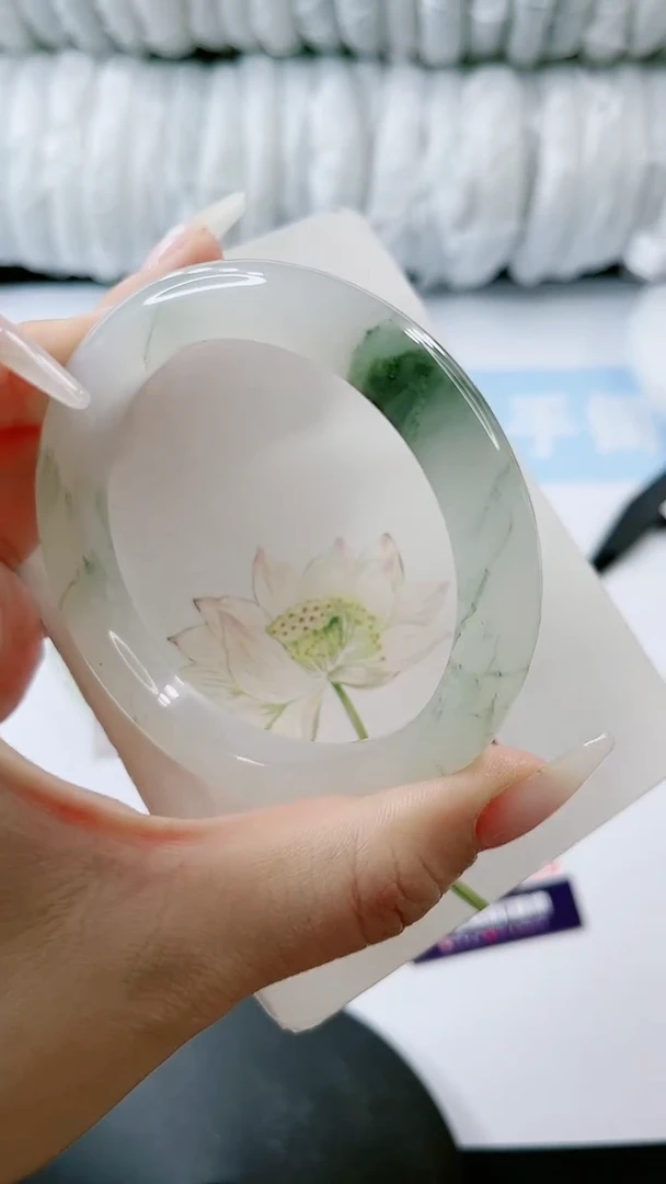 【闪购商品】石英质玉手镯未镶嵌多样性发货V16