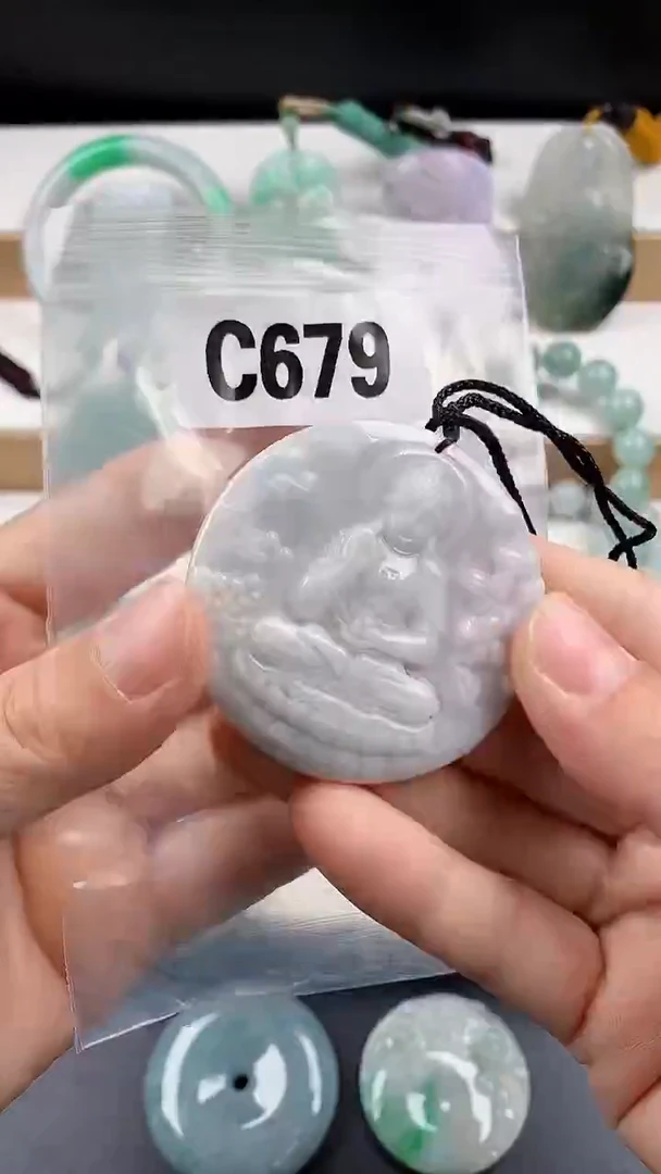 颈饰未镶嵌翡翠天然翡翠吊坠挂件