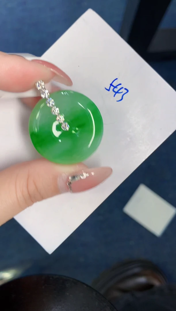 【闪购商品】翡翠颈饰18K金镶嵌000000000