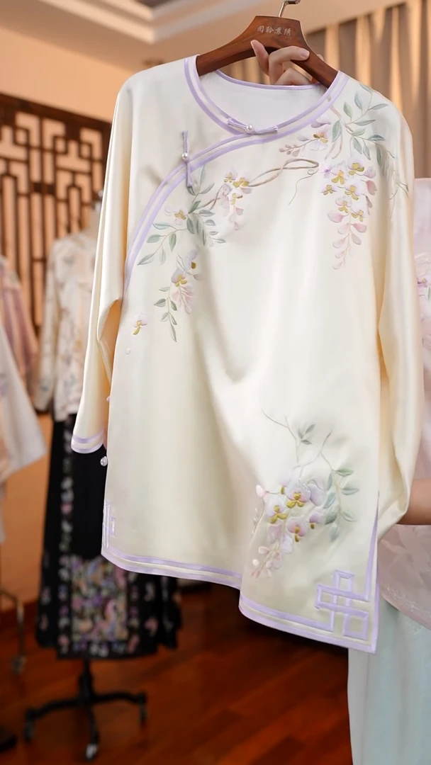 刺绣桑蚕丝非遗苏绣服饰