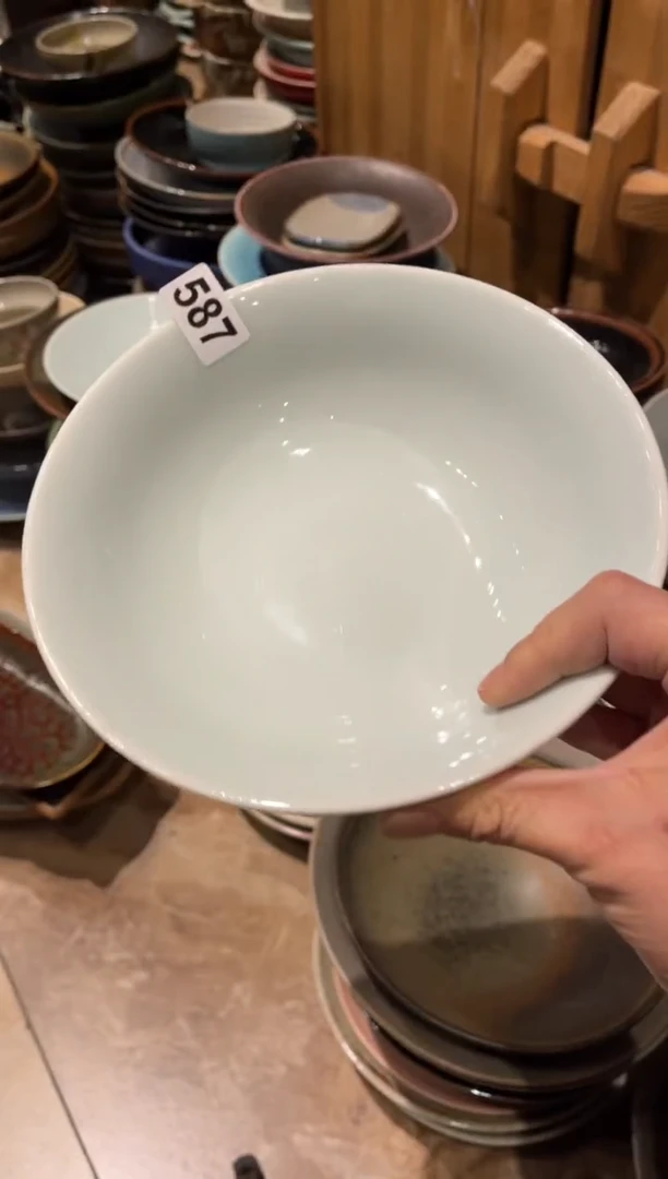 【闪购商品】瓷片587外红内白螺纹菜盘1个