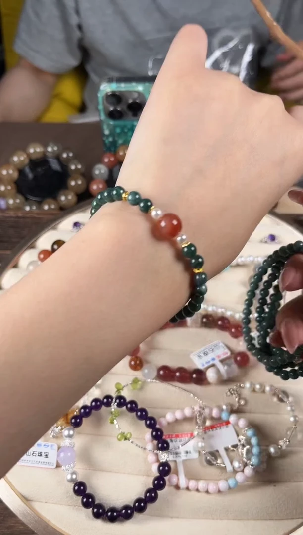 未镶嵌手链翡翠翡翠红