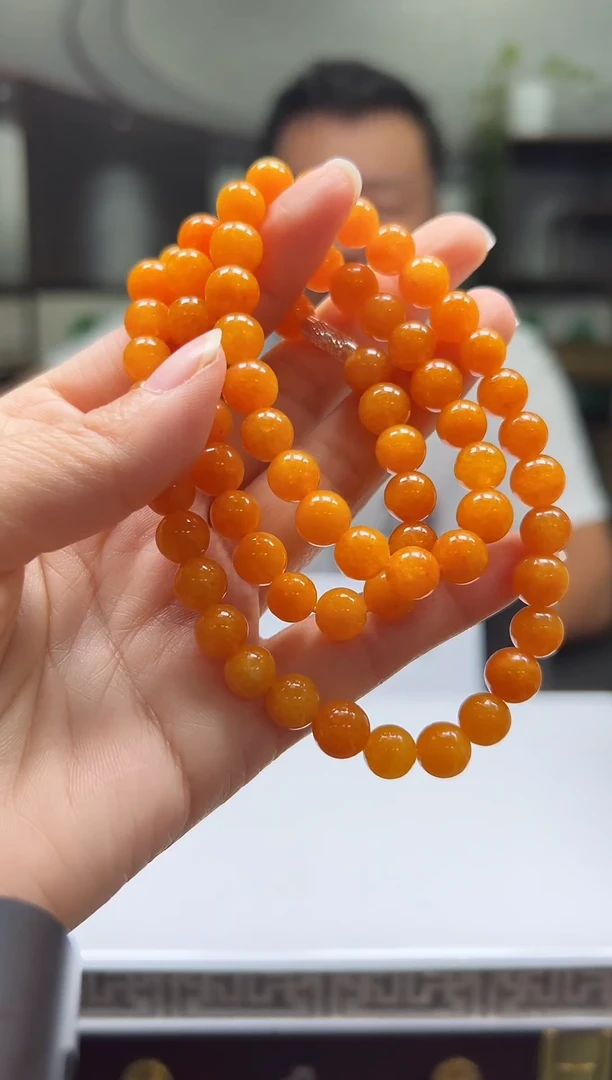 颈饰未镶嵌翡翠2025-10-19-15