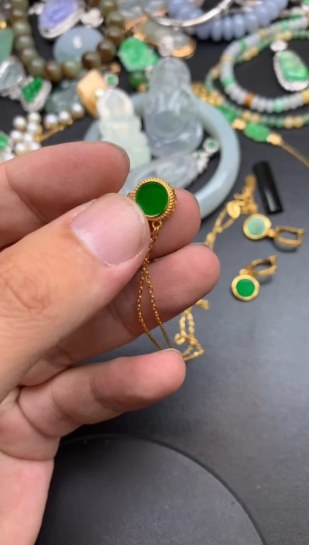 颈饰银S925镶嵌翡翠自营商品不退不换