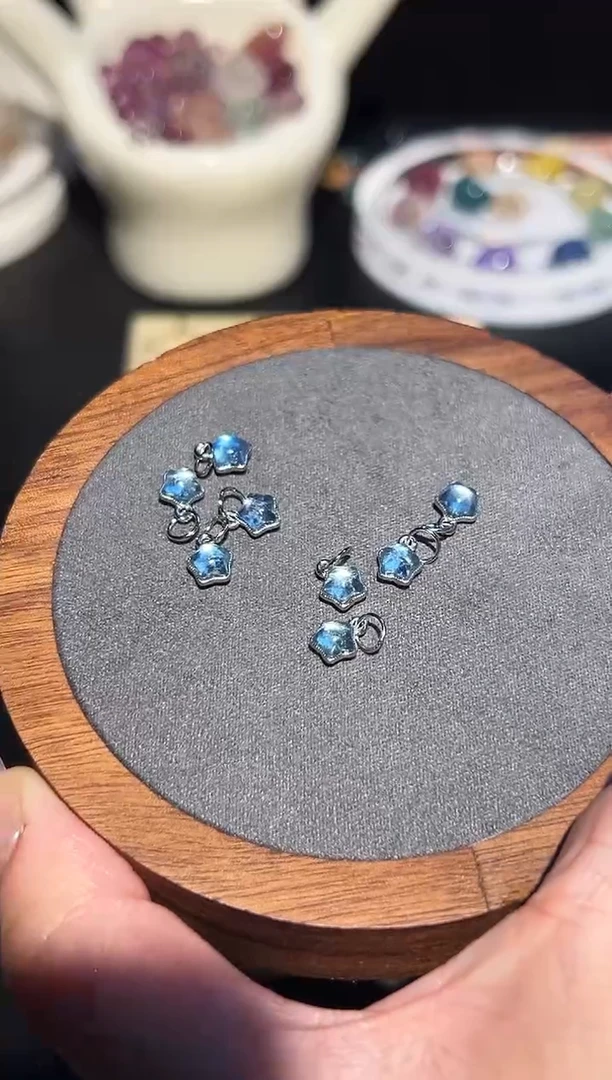 海蓝宝石吊坠(不含链)银S925镶嵌迷你星星多样性发其一