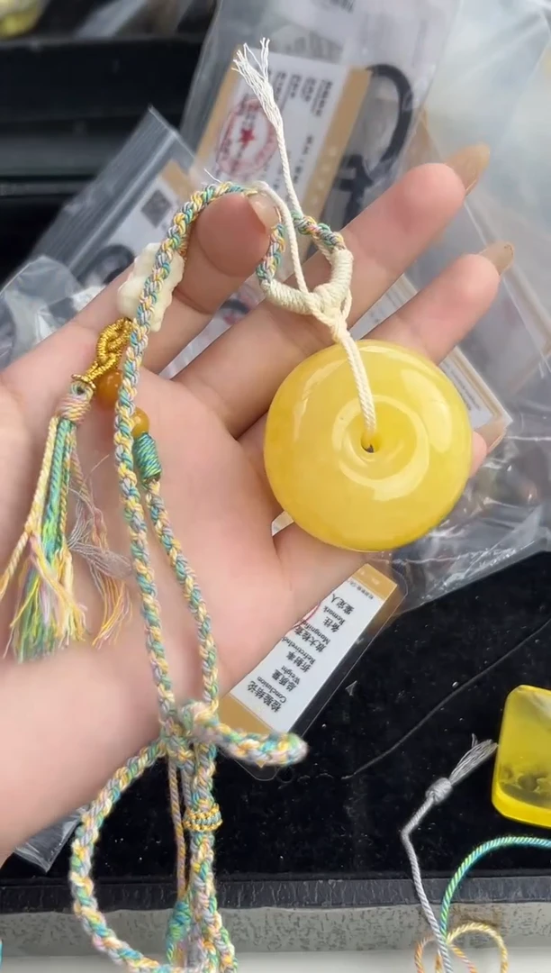 裸石琥珀未镶嵌天然琥珀蜜蜡吊坠