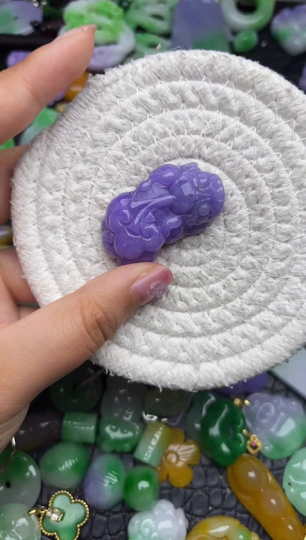 颈饰未镶嵌翡翠缅甸翡翠吊坠