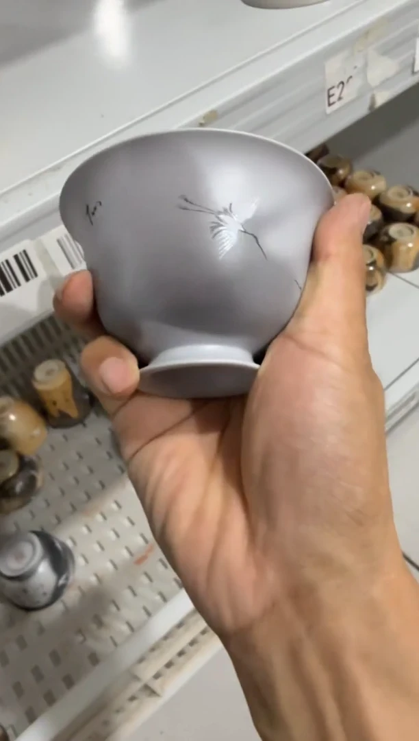 s*以笔为心，以瓷为纸。