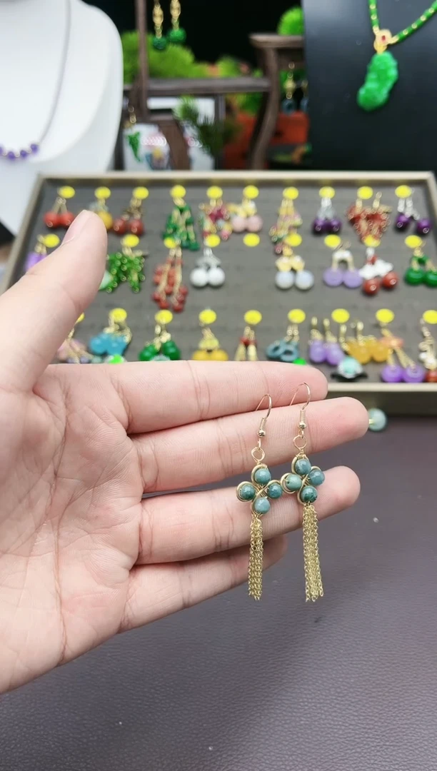 【闪购商品】翡翠耳饰银S925镶嵌翡翠中国结