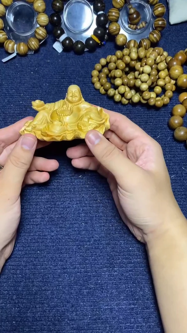 柏木木雕款弥勒佛69