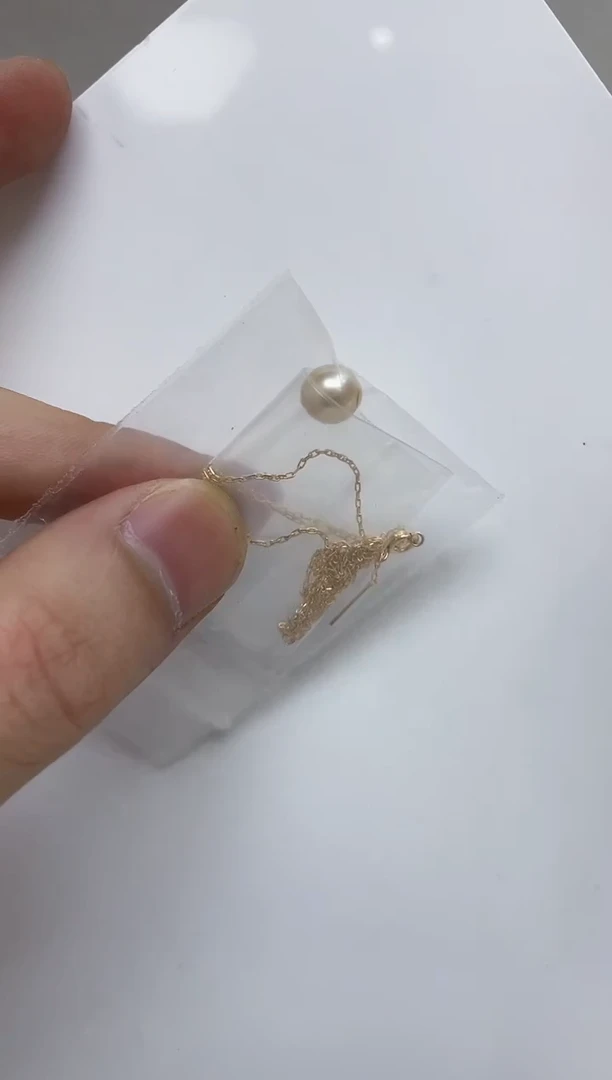 吊坠(赠链)18K金镶嵌海水珍珠