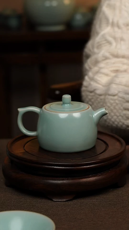 瓷片仿古天青全手工井栏壶220ml 一级 礼盒包装