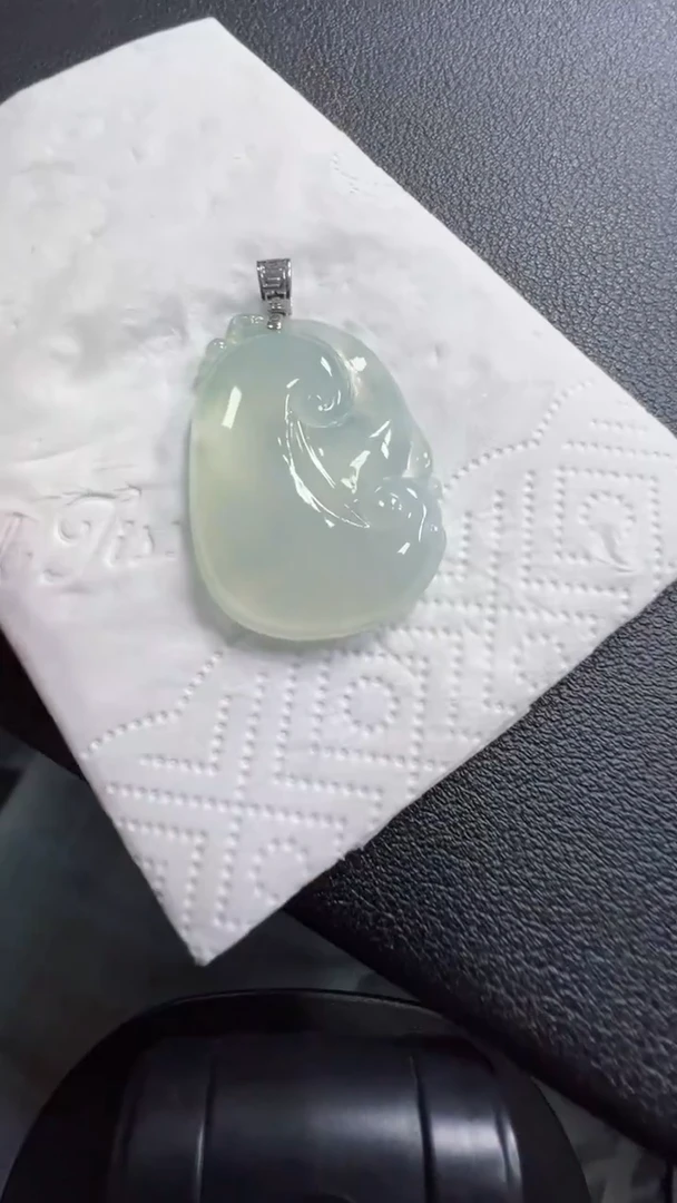 吊坠(不含链)18K金镶嵌翡翠1280