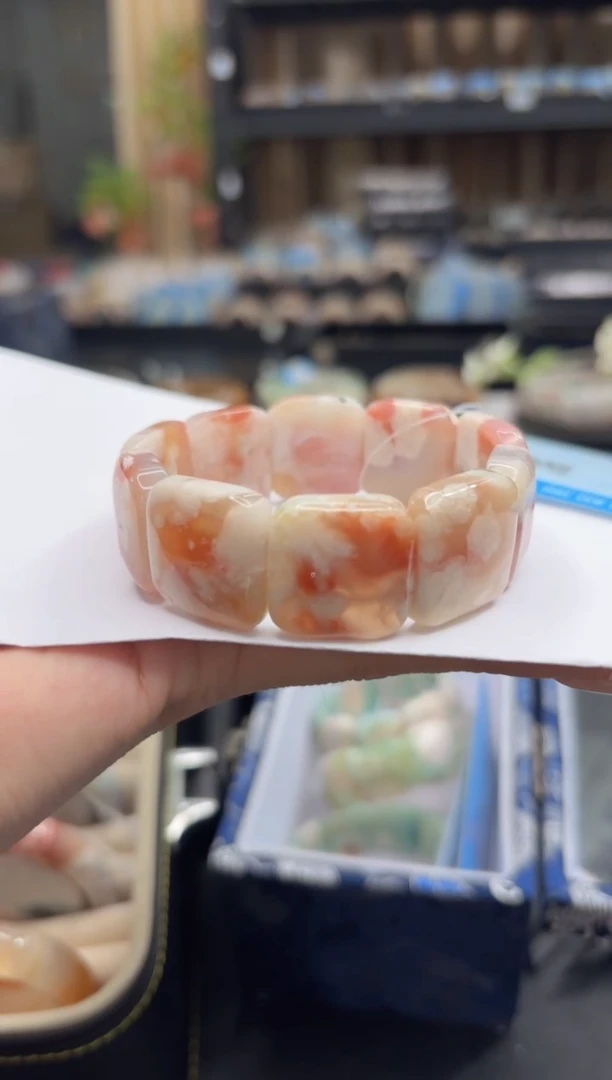 无无77 微瑕手牌