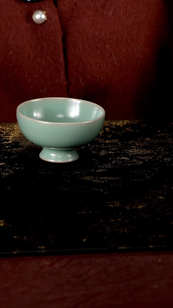 杯高足普洱杯90cc 匠工款君绿釉