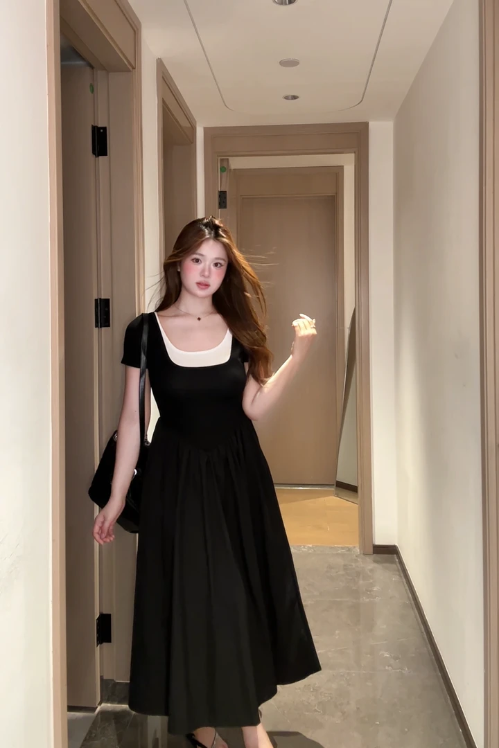 胖MM法式假两件拼接短袖连衣裙女新款夏气质方领收腰显瘦气质长裙