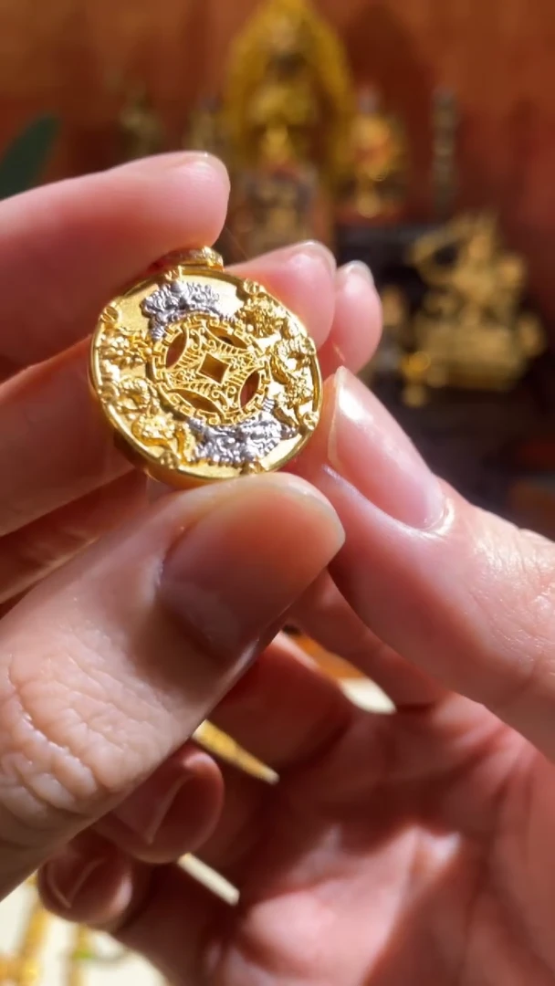 【嘉一珠宝】貔貅18k金吊坠