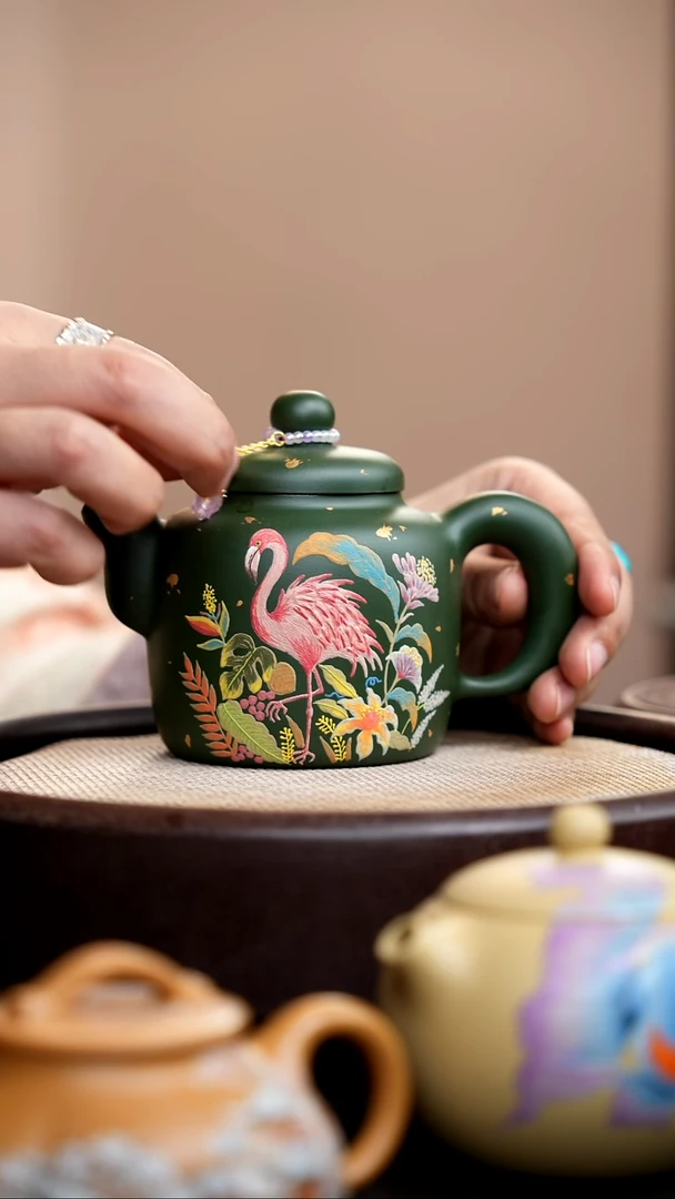 茶壶紫砂民国绿静其泥绘火烈鸟