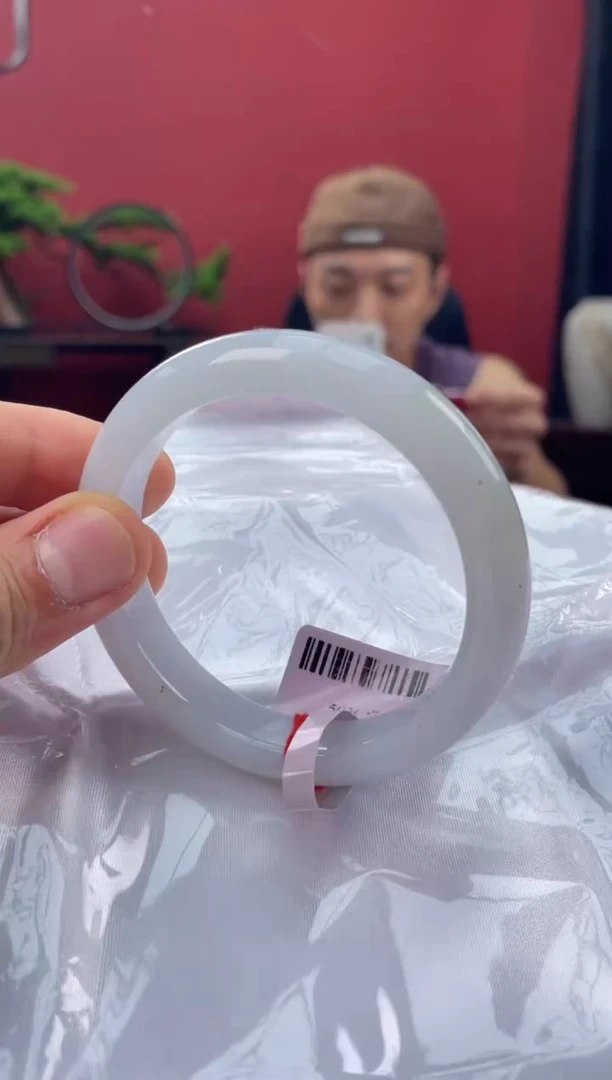未镶嵌手镯翡翠4