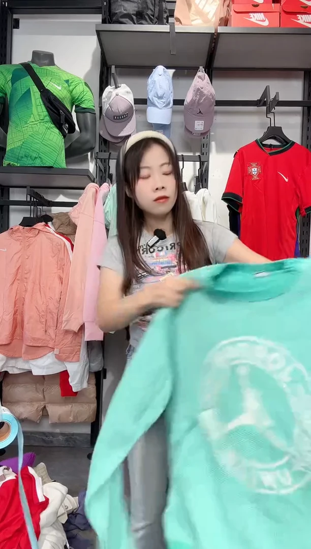 1296   编码 瑕疵款直播间过款为准 尺码 XL180