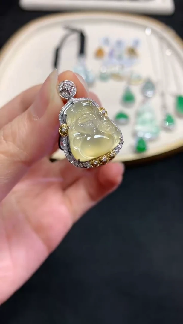 【闪购商品】翡翠吊坠(不含链)18K金镶嵌W599|9800