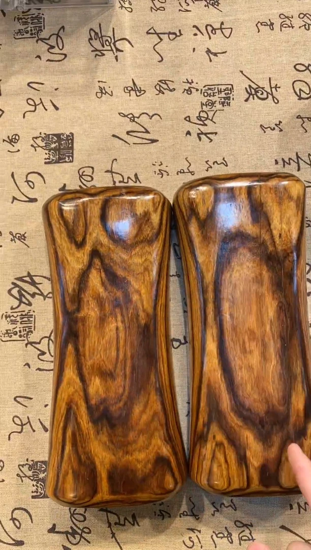 花梨木类枕头000000